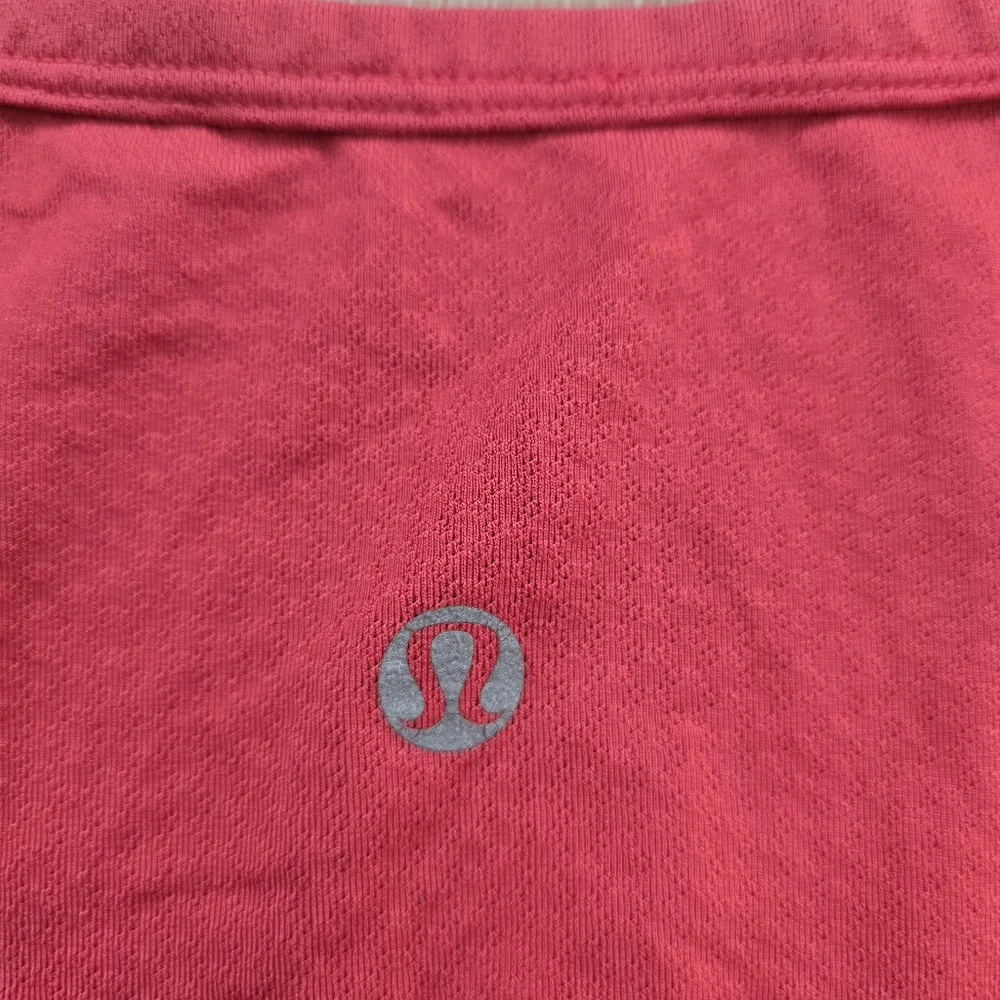 Lululemon Athletic Top Red T Shirt Short Sleeve Size 6